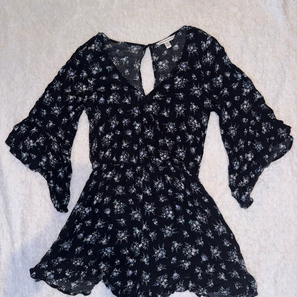 American Eagle Outfitters Navy Floral Romper